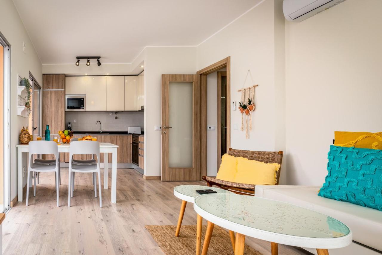 Sunny Brand New 2-Bedroom Apt - 500M From Praia Da Rocha With Ac And Pool! Portimão Exteriör bild