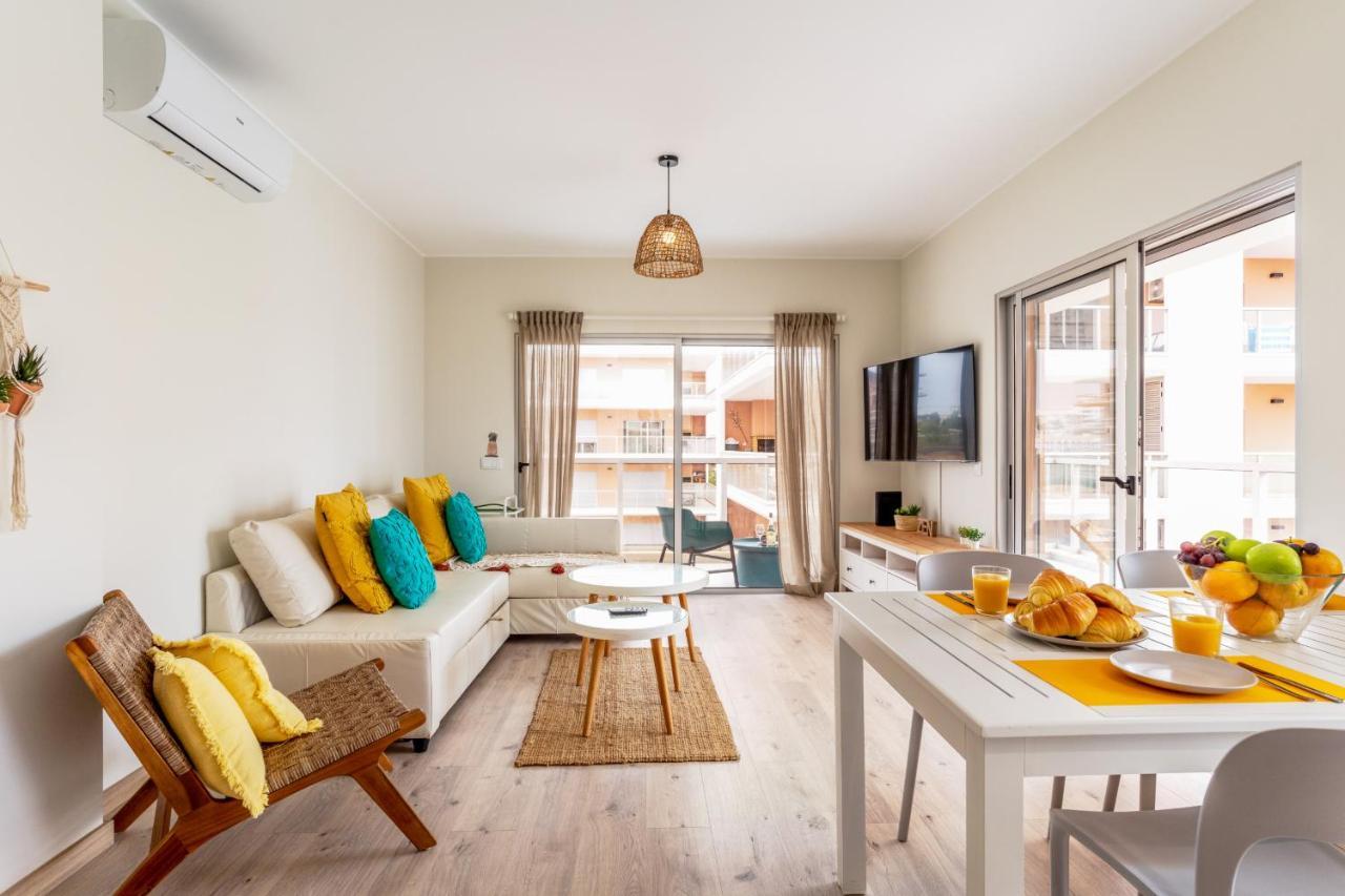 Sunny Brand New 2-Bedroom Apt - 500M From Praia Da Rocha With Ac And Pool! Portimão Exteriör bild