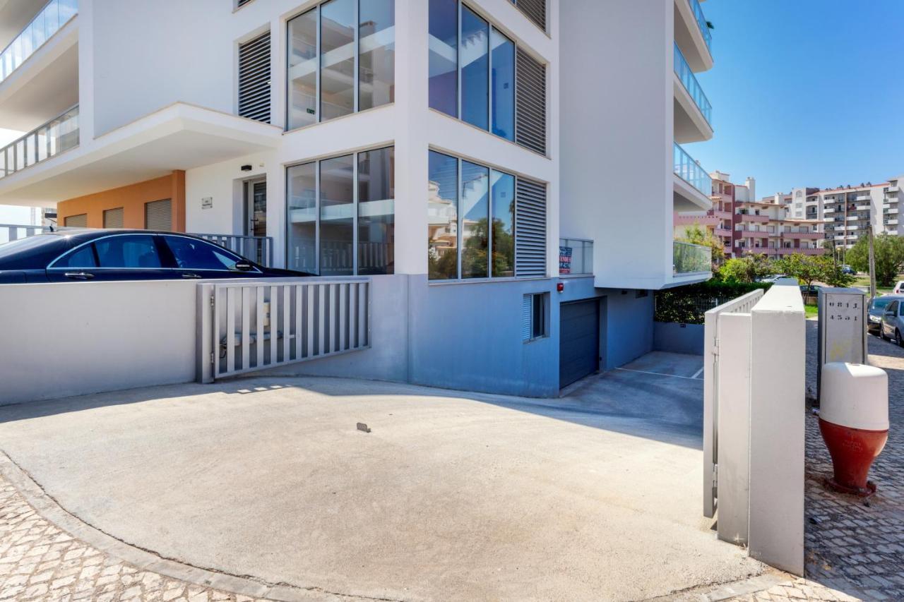 Sunny Brand New 2-Bedroom Apt - 500M From Praia Da Rocha With Ac And Pool! Portimão Exteriör bild